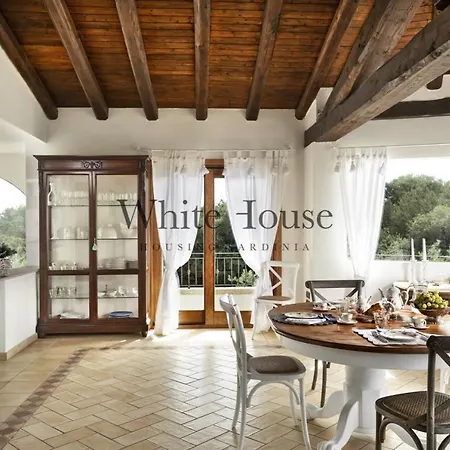 Villa Riva -Newly Refurbished- Few Meters From Sea * Olbia